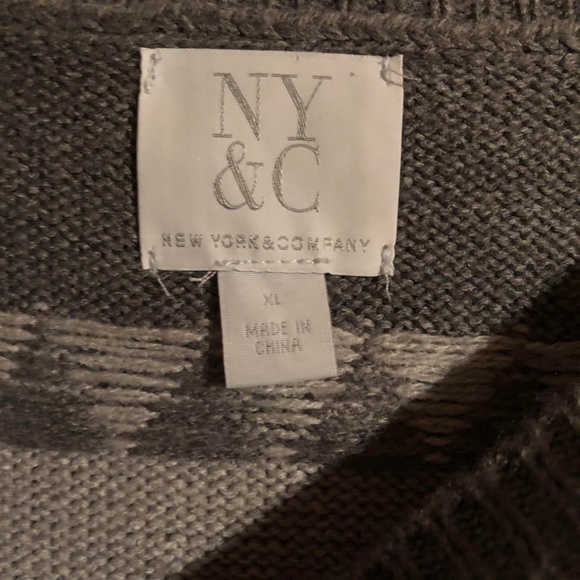 NY&C Sweater - Picture 3 of 3